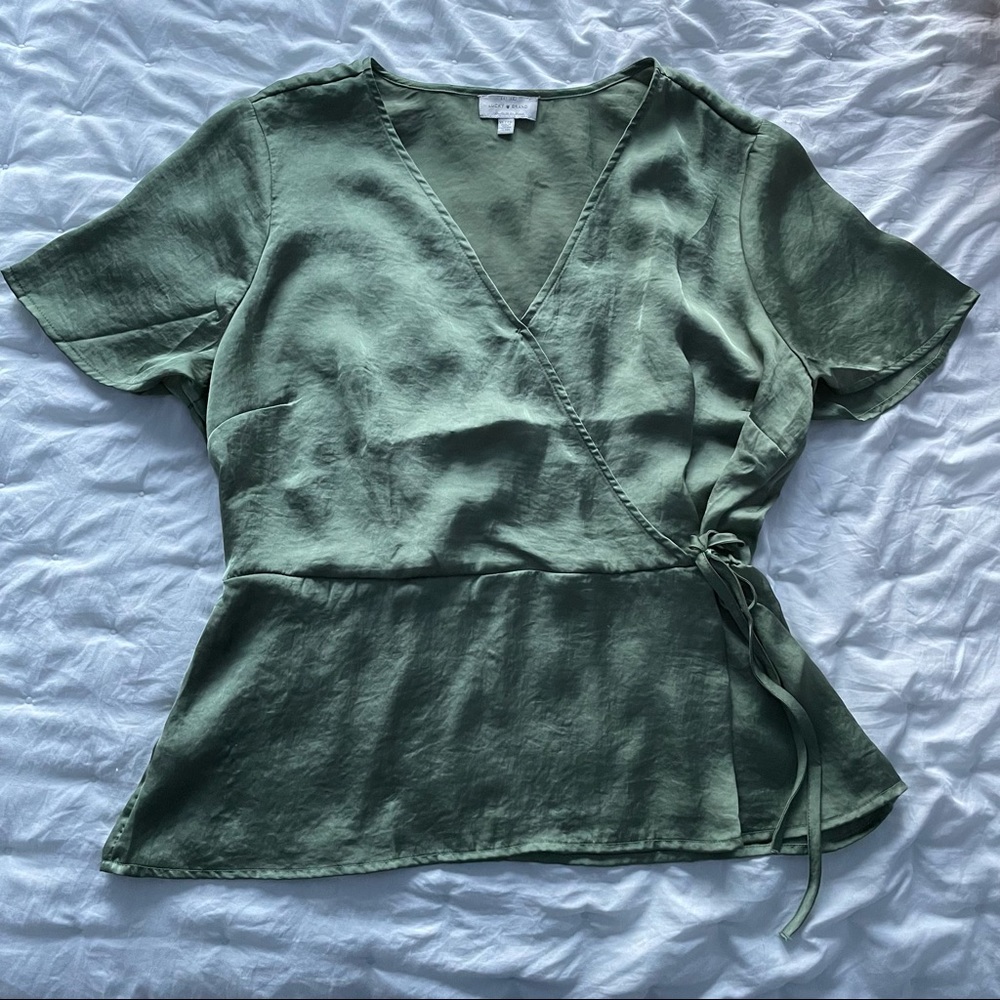Lucky Brand wrap top